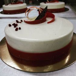 Tarta de piña colada